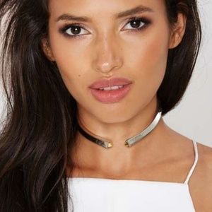 Anita K Pyramid Choker